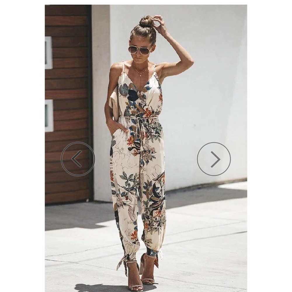 NWT Floral Print Jumpsuit - Picture 2 of 6